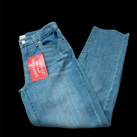 Levi Mid Rise Slim Boyfriend jeans - Picture 6 of 15